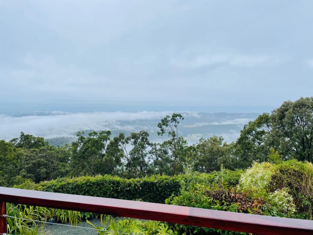 Hotel The Hillside Retreat Mount Tamborine Esterno foto