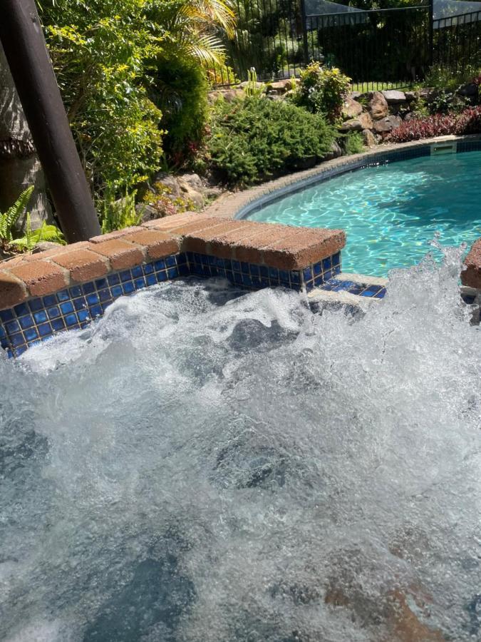 Hotel The Hillside Retreat Mount Tamborine Esterno foto